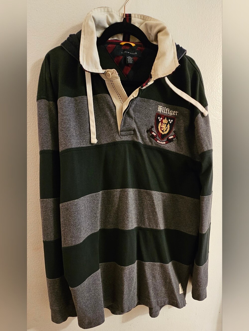 Tommy Hilfiger Men’s Green & Gray Striped Rugby Hoodie with Crest
